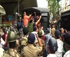 Majerhat BJP Rally Chaos update: তারাতলায় তুলকালাম, বিজেপির মিছিলে ধুন্ধুমার, গলির মধ্যে পুলিশ-BJP কর্মীদের লুকোচুরি-খণ্ডযুদ্ধ