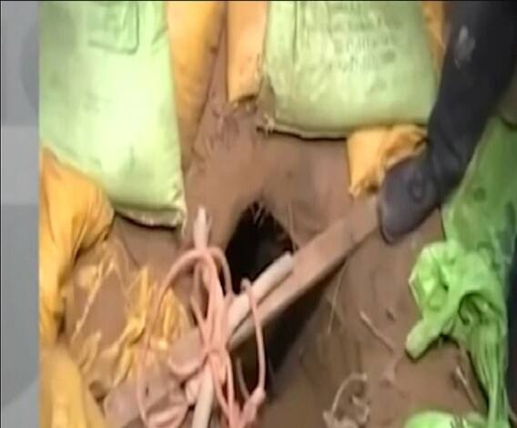 Jammu Kashmir | भारत-पाकिस्तान सीमेवर सांबामध्ये 150 मीटरचं भूयार सापडलं