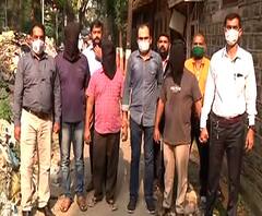 प्रवाशांची फसवणूक करणाऱ्या कॅबचालकाला बेड्या, अॅपमध्ये फेरबदल करत मोठ्या प्रमाणात भाडं वसूल