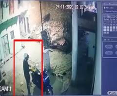 वकील ने किया जुआ खेलने से मना, तो दबंगों ने जला डाली स्कूटी| Agra| Ganga Prime| ABPGanga 