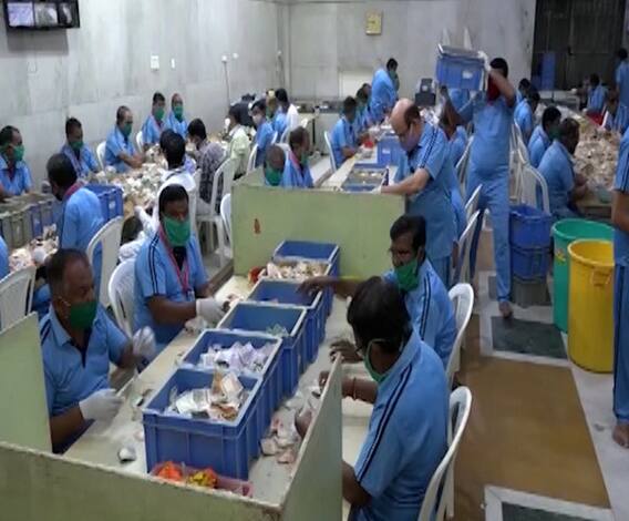 Shirdi Saibaba Temple Donation |मंदिर खुलं होताच साईंच्या पेटीत कोट्यवधींचं दान,सोनं-चांदीही प्राप्त