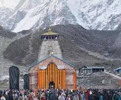 Kedarnath Dham में श्रद्धालुओं की संख्या एक लाख पार, बर्फबारी से लुढ़का पारा| Uttarakhand Prime 