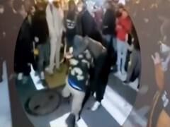 US Presidential Elections: वोटों की गिनती के बीच White House के बाहर तनावपूर्ण स्थिति