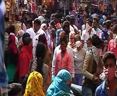 Pune Market Crowd | दिवाळीनंतर पुण्यामध्ये कोरोनाचा प्रादुर्भाव वाढला, पुणेकरांनो निष्काळजीपणा सोडा!