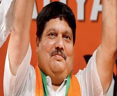 Subhendu Adhikari Controversy: 'ভাইপোকে মসনদে বসাচ্ছেন মমতা, শুভেন্দুর আর এক মিনিটও তৃণমূলে থাকা উচিত নয়: Arjun Singh