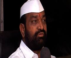 Bharat Bhalke | वारी विधानसभेची | दिवंगत आमदार भारत भालके 2009 च्या निवडणुकीपूर्वी वारीच्या बसमध्ये