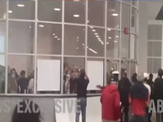 US Presidential Elections: Detroit મતગણતરી કેન્દ્ર બહાર Trumpના સમર્થકોનું પ્રદર્શન