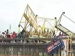 Farmers protest: Agitating farmers break barricading at Shambhu border, Police uses water cannon