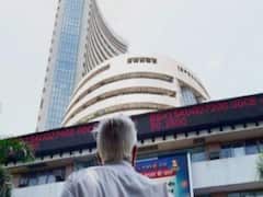 कोरोना वैक्सीन की खबर से दुनिया भर के शेयर बाजार में उछाल, सेंसेक्स ने 43900 का आंकड़ा छुआ