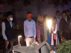 Delhi: मयूर विहार फेज 3 इलाके में छठ पूजा के लिए सजा बाजार,कोरोना से बचाव के नियमों की उड़ी धज्जियां