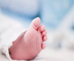 গ্রিন করিডর করে মা ও সদ্যোজাতকে হাসপাতালে পৌঁছে দিল পুলিশ 