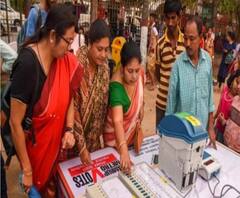 Bihar Election Result 2020: চতুর্থবার কুর্সিতে নীতীশ? নাকি বাজিমাত তরুণ তেজস্বীর? স্পষ্ট হবে কয়েক ঘণ্টাতেই