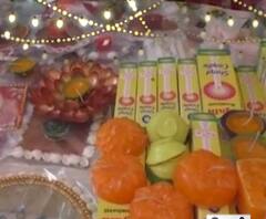 बस्ती : रद्दी से दिवाली की खुशियां, कागज की मूर्तियों से हैप्पी दिवाली