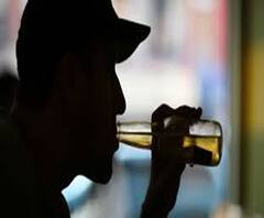 Lucknow: सड़क पर शराब पीने वालों की खैर नहीं, होगी बड़ी कार्रवाई| Ganga Savera| ABP Ganga 