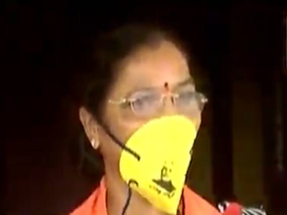 મેદાનમાં મેડમજીઃ જીતુ ચૌધરીના પત્ની પણ મહિલા કાર્યકર્તાઓ સાથે કરે છે પ્રચાર