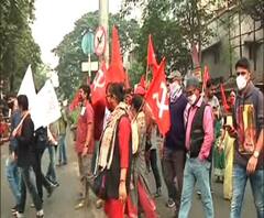 Bharat Bandh Nov 26: বনধে রাজ্যজুড়ে বিক্ষিপ্ত বিক্ষোভ-অবরোধ, রইল একঝলকে পুরো রাজ্যের বনধ-চিত্র