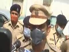 કરજણમાં 57 હજાર રોકડ રકમ સાથે બે યુવકની અટકાયત, કૉંગ્રેસેના રૂપિયા લઈ જતા હોવાની આશંકા