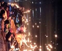 कोल्हापुरातील नरसोबाचीवाडीच्या दत्त मंदिरात दीपोत्सव, त्रिपुरारी पौर्णिमेनिमित्त कृष्णा काळ उजळला