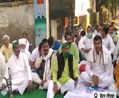 किसान एकता संघ संगठन बैठा भूख हड़ताल पर।