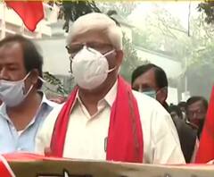 Left called Nationwide Strike Nov 26: মধ্যমগ্রাম স্টেশনে ট্রেন লক্ষ করে পাথর, অবরুদ্ধ বারাসাতের চাঁপাডালি মোড়, জানুন বিস্তারিত 