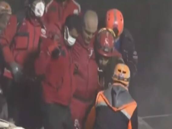 Turkey earthquake: 70 year old man was saved alive after 2 days
