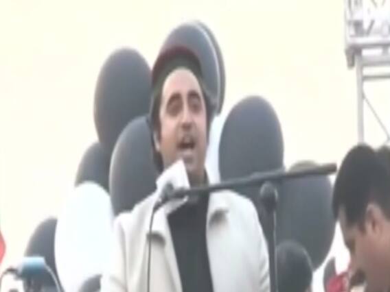 Pakistan: Opposition holds rally demanding Imran Khan's removal