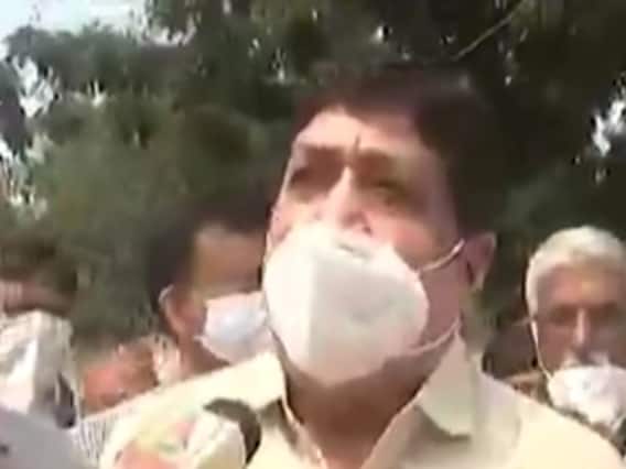 Gujarat Bypolls: ચૂંટણી પંચના આંકડા અનુસાર 1 વાગ્યા સુધી ધારીમાં 16.04 ટકા મતદાન