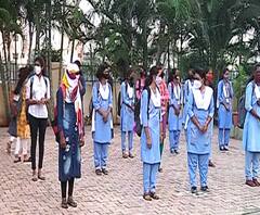 School Reopen | राज्याच्या ग्रामीण भागात नववी ते बारावीचे वर्ग सुरु;पुण्याच्या ग्रामीण भागातून आढावा