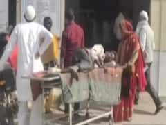 UP: Helpless woman struggles hard for husband's treatment in Gonda 