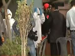 कोरोना की तीसरी लहर के बीच Delhi-Noida बॉर्डर पर किया जा रहा है रैंडम टेस्ट 