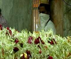 लॉकडाऊननंतर तब्बल 8 महिन्यानंतर मशिदीची दारं उघडली