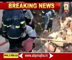 Mumbai | कुर्ल्यातील नौपाड्यात सार्वजनिक शौचालयाची भिंत कोसळली; एक महिला गंभीर जखमी |ABP Majha