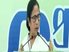 Mamata Banerjee turning Bengal into mini Pak: Giriraj Singh