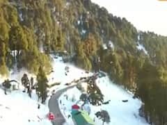 Uttarakhand की पहाड़ियों पर गिर रही है बर्फ, Kedarnath, Badrinath के कपाट 19 को होंगे बंद