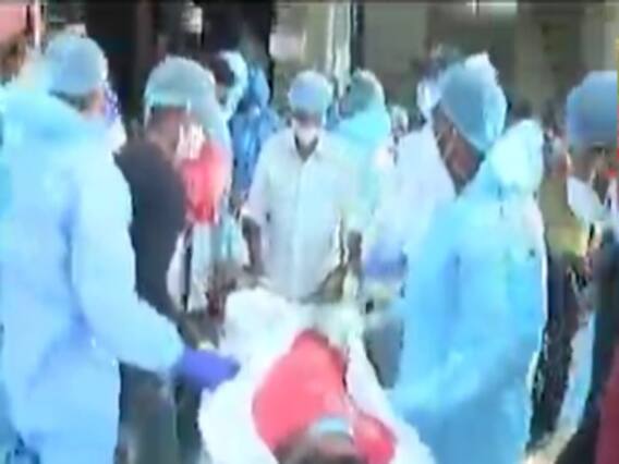 વડોદરામાં સયાજી હોસ્પિટલના કોવિડ વોર્ડમાં ફાયર વિભાગે કરી મોકડ્રીલ, જુઓ વીડિયો