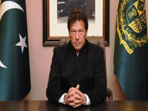 Pakistani Army personnel forcibly extorts money from farmers | Sansani