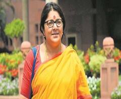 ''মুখ্যমন্ত্রী বলেছিলেন, 'তৃণমূল ত্যাগী', এতই ত্যাগী যে মন্ত্রীরা মন্ত্রিত্ব ছেড়ে দিচ্ছেন!'' TMC কে লকেটের কটাক্ষ