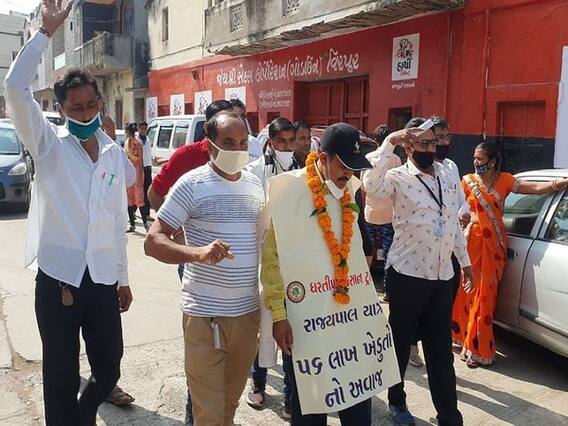 ખેડૂતોના પ્રશ્નો મુદ્દે સરકારને જગાડવા રાજકોટથી ગાંધીનગર ખેડૂતોની પદયાત્રા, જુઓ વીડિયો