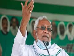 Onions, stones at Nitish Kumar at a Bihar rally | ABP Special