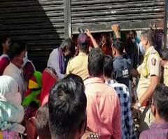 Tuljabhavani Mandir | तुळजाभवानीचं दर्शन पास गेट बंद; भाविकांची गर्दी