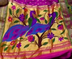 Special Report | पैठणीचा बदलता ट्रेंड; जरतारीच्या मोराबरोबर आता सिंह, कोल्हा आणि पोपटही