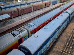 किसान आंदोलन की वजह से Punjab से आने-जाने वाली 3 ट्रेनें रद्द | Farm Bill Protest