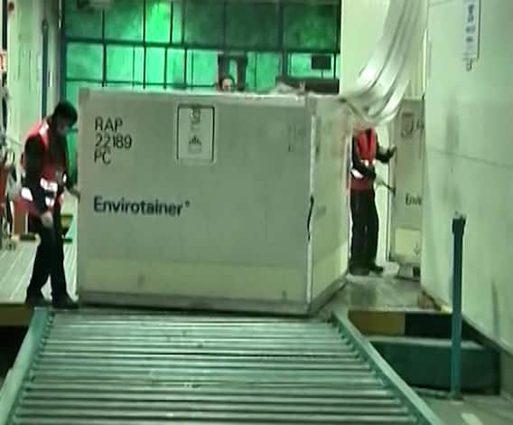 Corona vaccine | राजधानी दिल्लीत लवकरचं कोरोना लस दाखल होणार, देशभर पोहचवण्यासाठी प्रशासन सज्ज