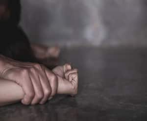 कर्नल ने दोस्त की रशियन पत्नी की लूटी आबरू, सन्न कर देगा Kanpur का ये हाई प्रोफाइल कांड| ABPGanga  