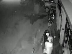 પંચમહાલના કાલોલના રાબોડમાં દીપડો જોવા મળતા લોકોમાં ભય, જુઓ CCTV