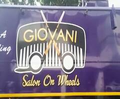 Pimpri Salon Van | सलून तुमच्या दारात! व्हॅनमध्ये लक्झरियस सुविधा, पिंपरीत अनोखी व्हॅनिटी व्हॅन 