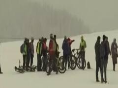 J&K: Snow Cycling event organised in Gulmarg