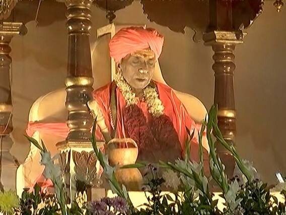 સમસ્ત માલધારી સમાજના ધર્મગુરુ બળદેવગીરીજી બાપુ બ્રહ્મલીન થયા, શોભાયાત્રા બાદ સમાધિ અપાશે