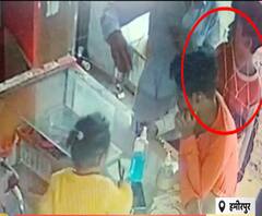 सीसीटीवी में कैद हुई चोरी की LIVE वारदात | Mathura | ABP Ganga 