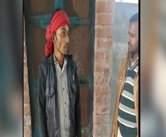 'मैं चौकीदार हूं...सीओ साहब जूते मारने की धमकी देते हैं' | Fatehpur | abp Ganga 